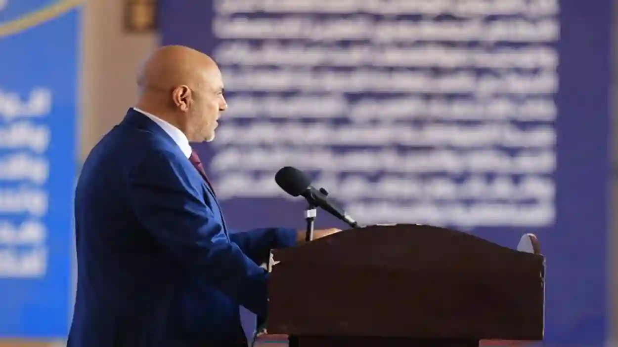 محافظ تعز: ثورة الثاني من ديسمبر أعادت لليمنيين ثقتهم بالجمهورية ورسخت قيم رفض الخضوع والهيمنة