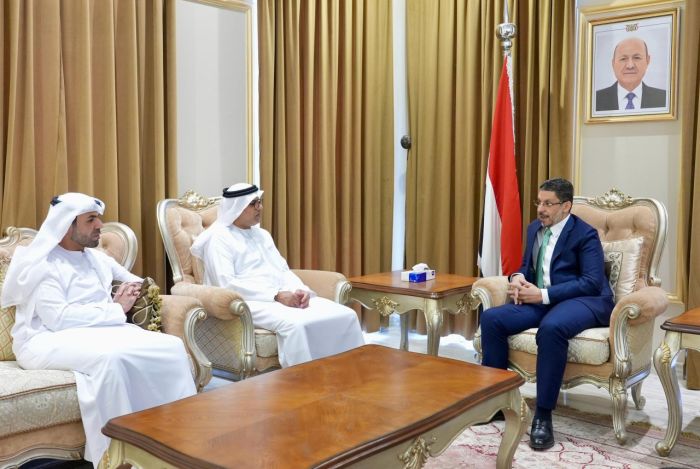 بن مبارك سفير دولة الإمارات العربية المتحدة لدى اليمن، محمد الزع