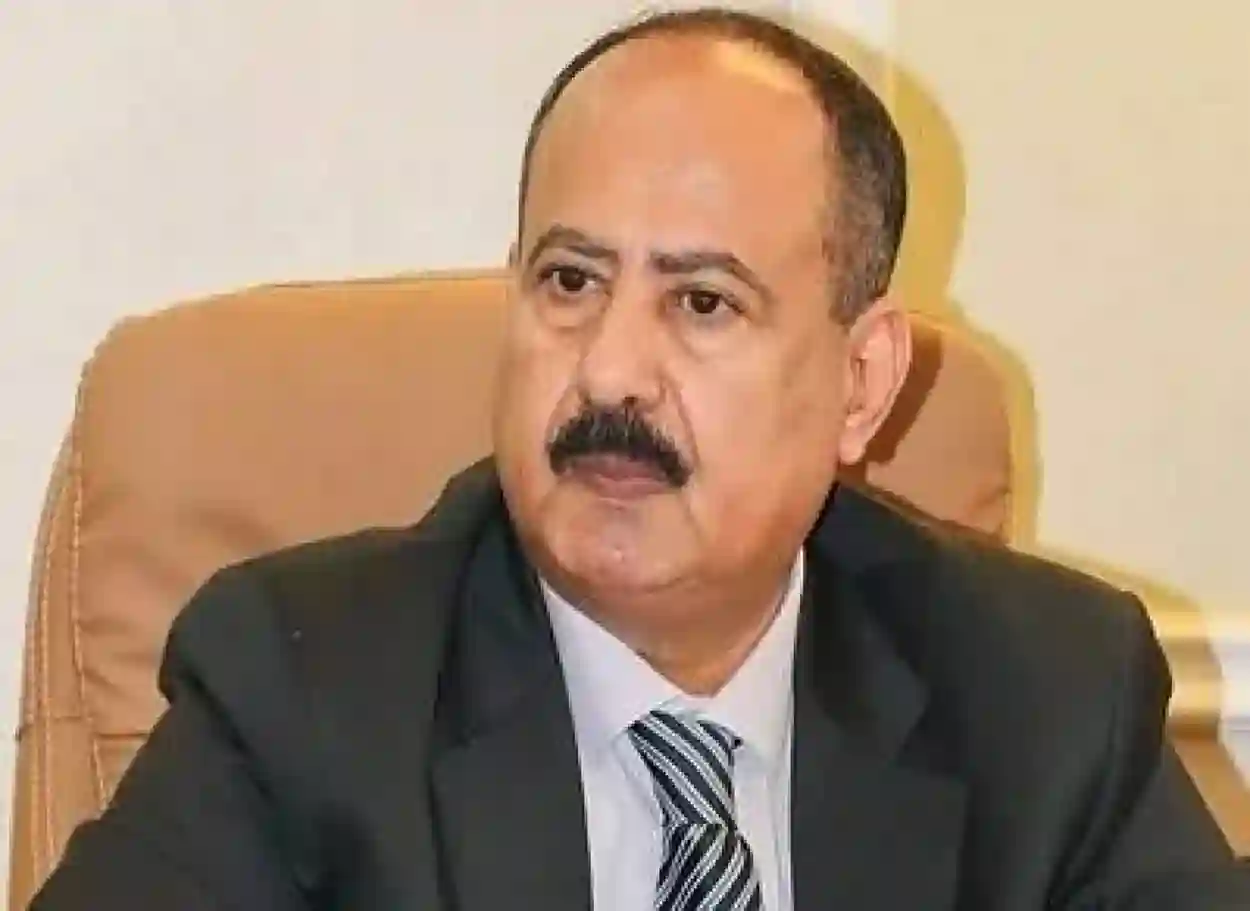 وزير النقل يشيد بنهضة الساحل الغربي ويؤكد مضاعفة الجهود لتفعيل منشآته الحيوية