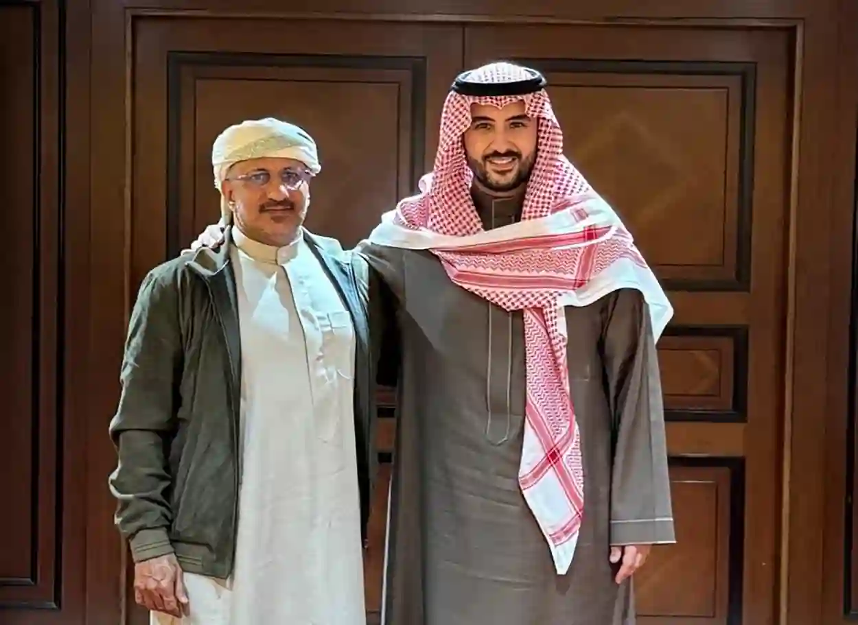 طارق صالح يلتقي وزير الدفاع السعودي لبحث تطورات الأوضاع وجهود دعم استقرار اليمن