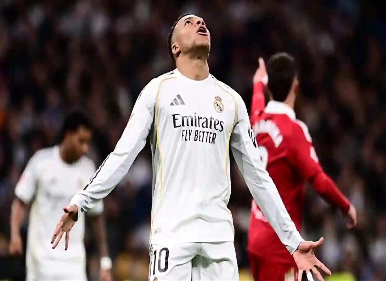 ريال مدريد يقرر العلاج التقليدي لمبابي ويؤكد غيابه عن السوبر الإسباني