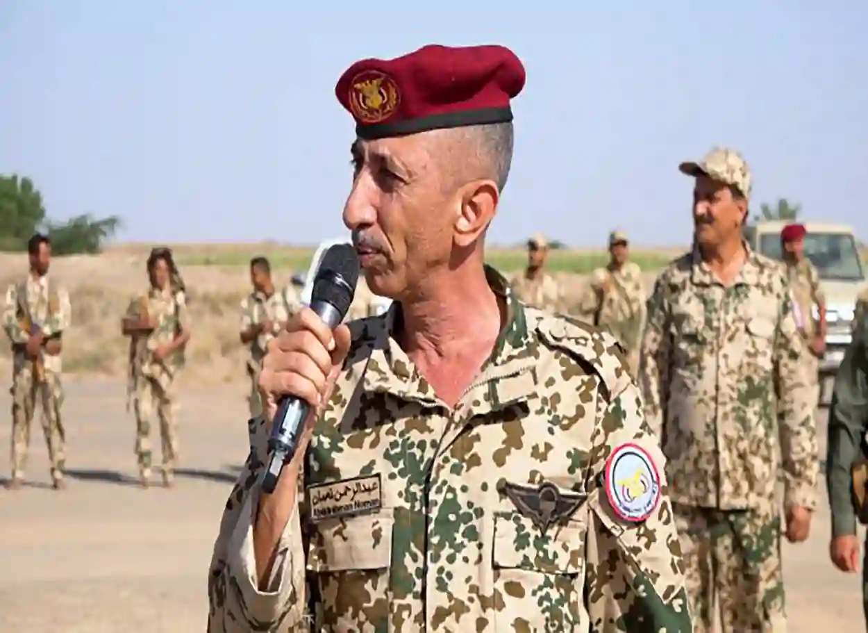 فيديو| رئيس عمليات المقاومة الوطنية يتفقد قطاع الحيمة بمحور الحديدة ويؤكد تجاوز الأزمة وثبات الهدف نحو صنعاء