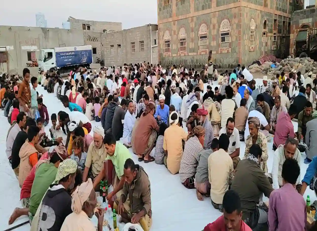 صور| خلية الأعمال الإنسانية في المقاومة الوطنية تقيم مأدبة إفطار جماعي لأهالي ذو باب