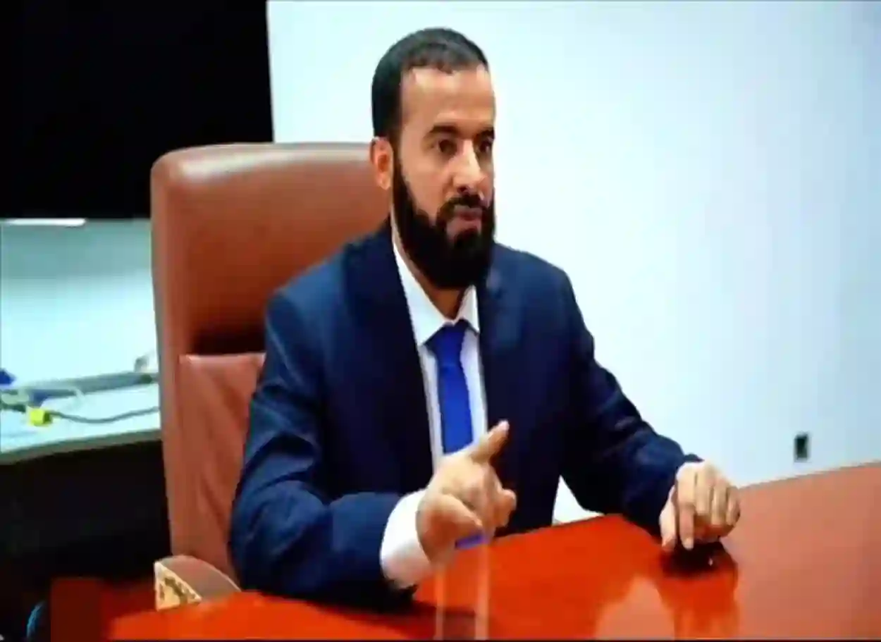 محافظ أبين: لا تهاون مع الفوضى وتأمين الطرق أولوية