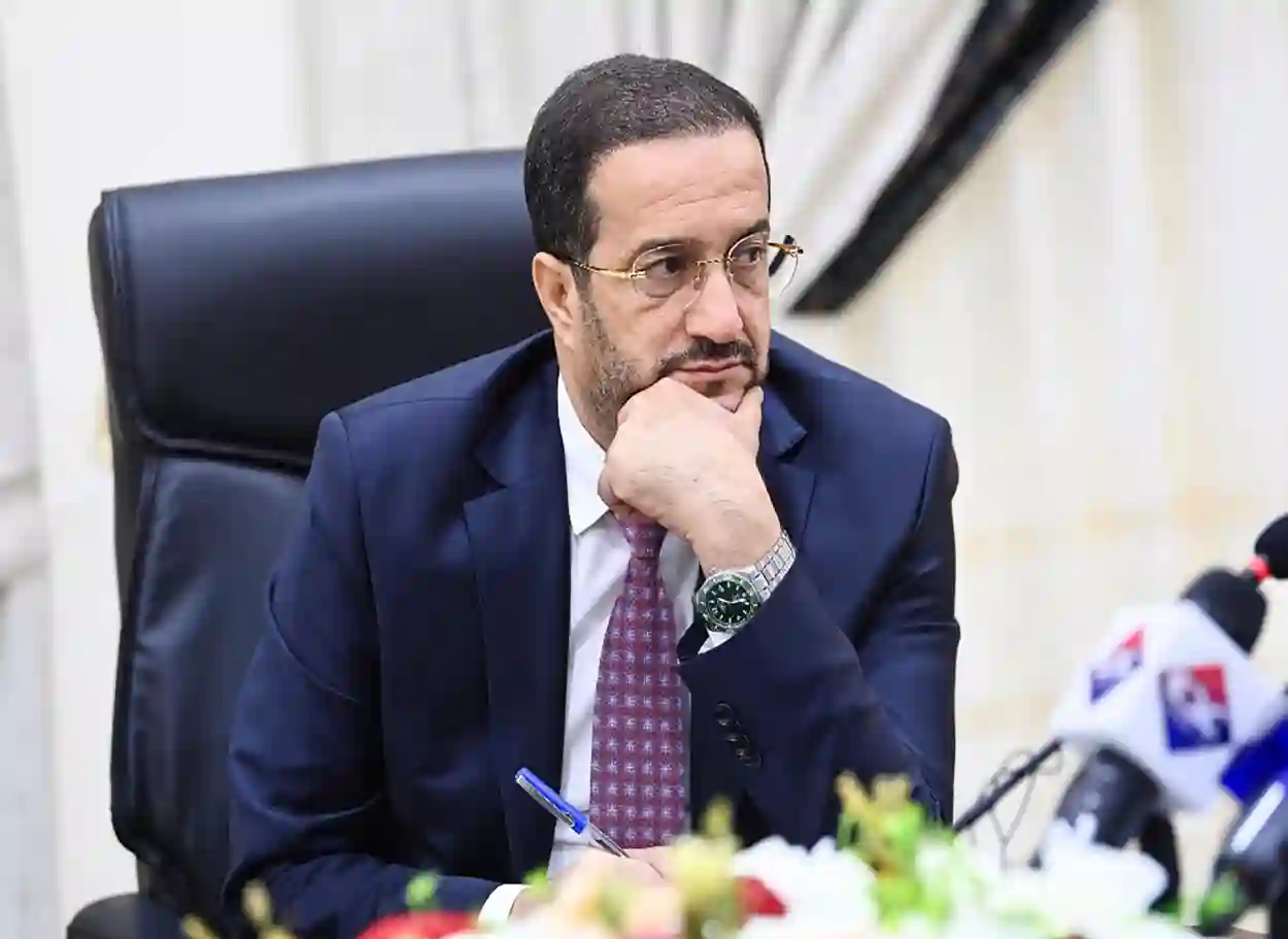 مجلي: الحوثيون دمروا طائرات "اليمنية" ويحاصرون الشعب للهروب من أزماتهم
