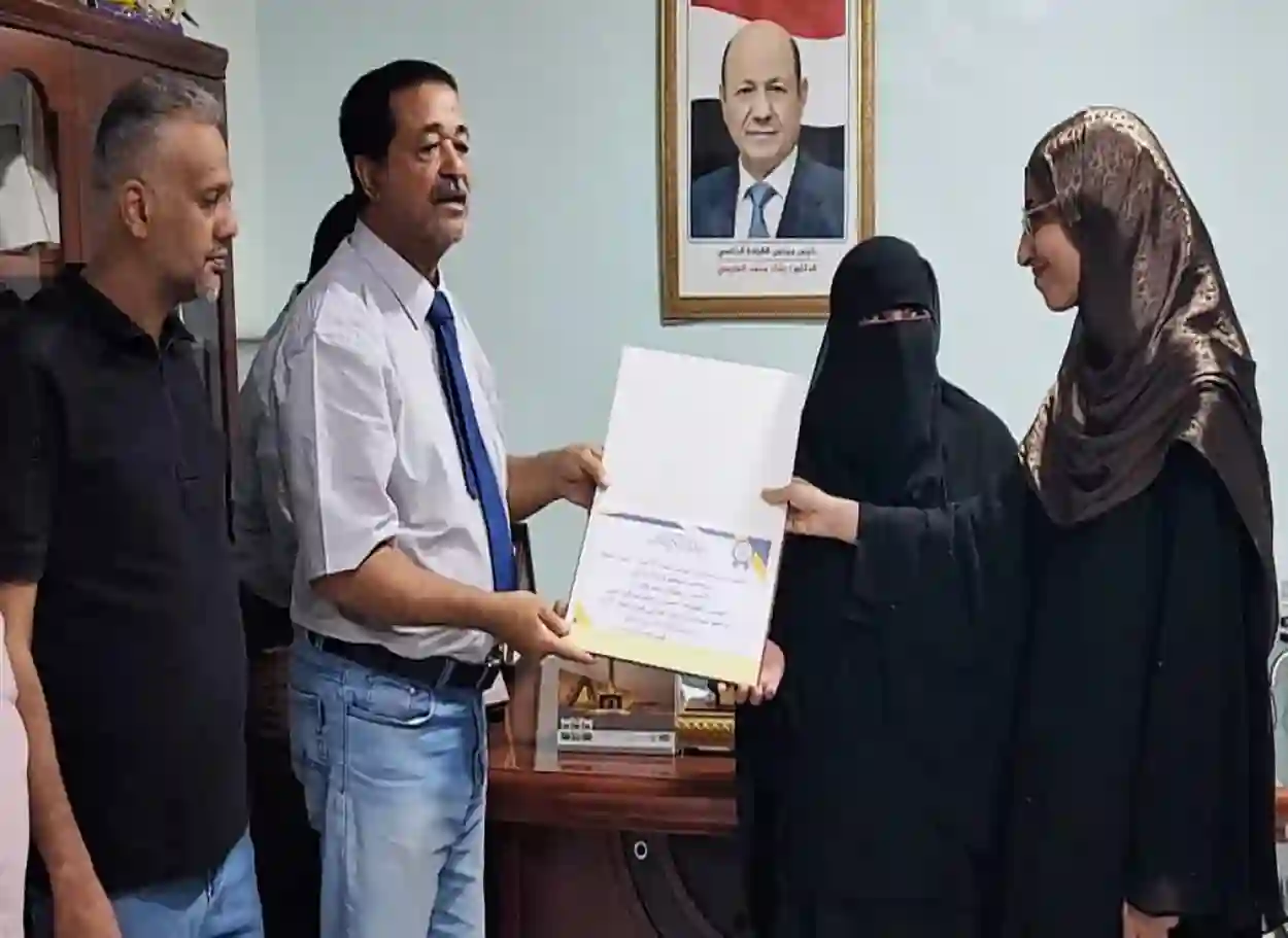 صور| ميناء المخا يكرّم الكادر النسائي بمناسبة اليوم العالمي للمرأة