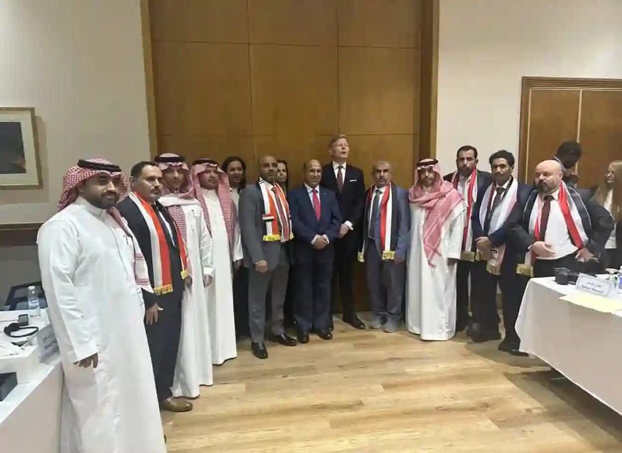  وفد الحكومة اليمنية يعلن التوصل إلى اتفاق شامل لتبادل المحتجزين وفق مبدأ «الكل مقابل الكل»