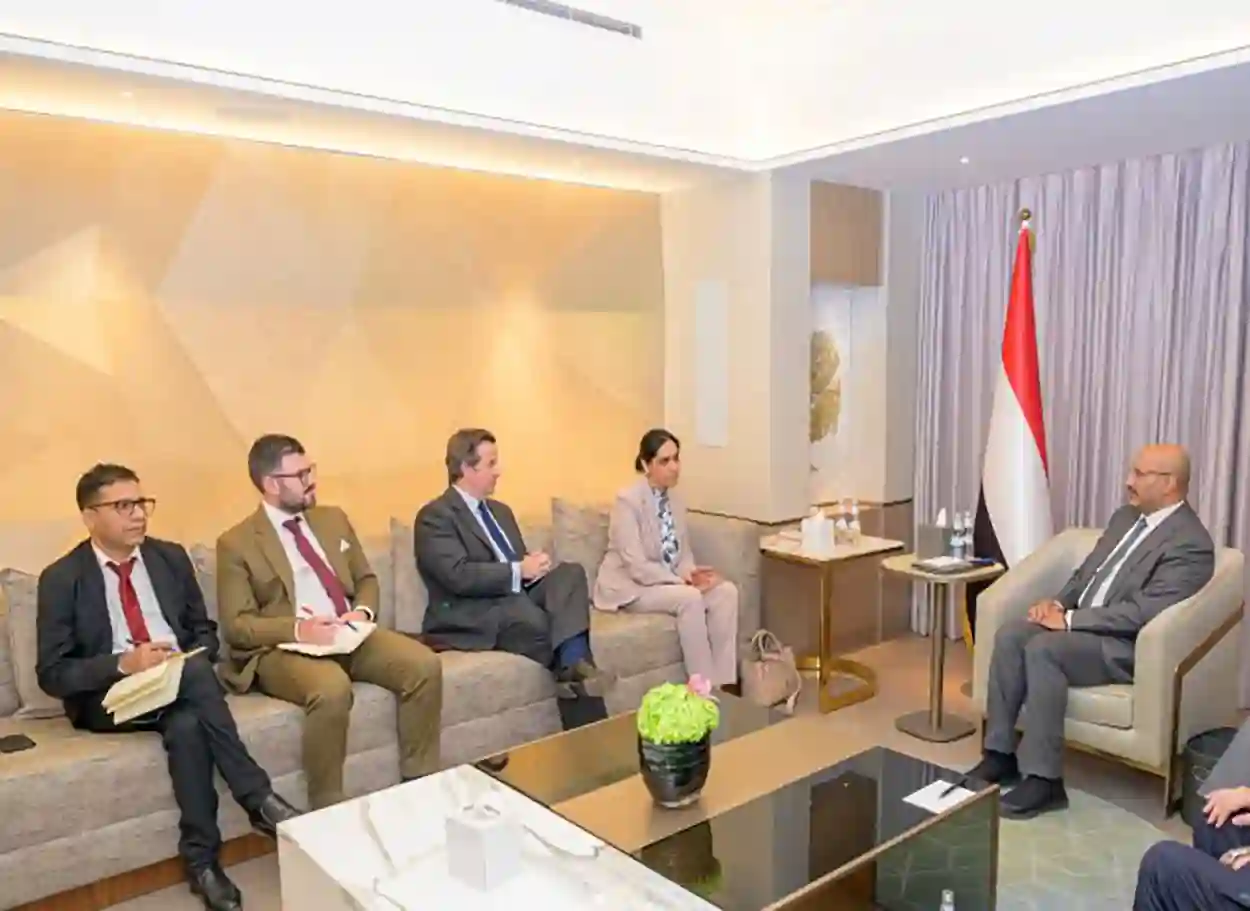 فيديو| طارق صالح يلتقي السفيرة البريطانية ويبحث تطورات الأوضاع في اليمن