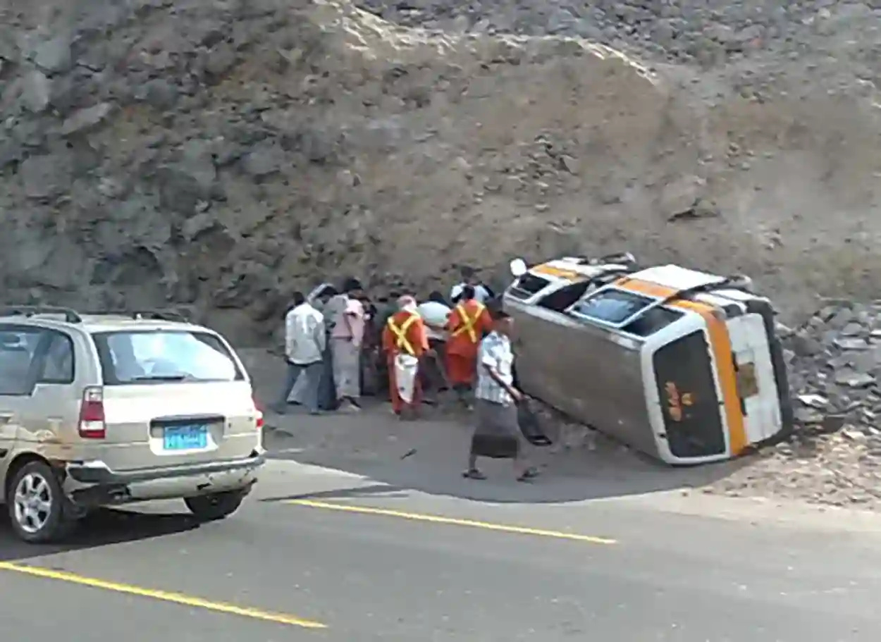 وفاة وإصابة 1246 شخصاً بحوادث مرورية في اليمن خلال 3 أشهر