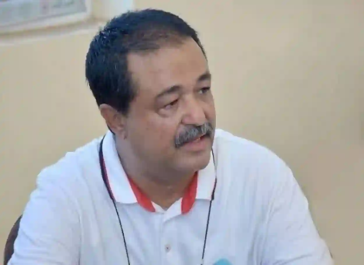 مدير ميناء المخا: القصف الحوثي يستهدف تدمير الرصيف وتعطيل حركة الملاحة بالكامل