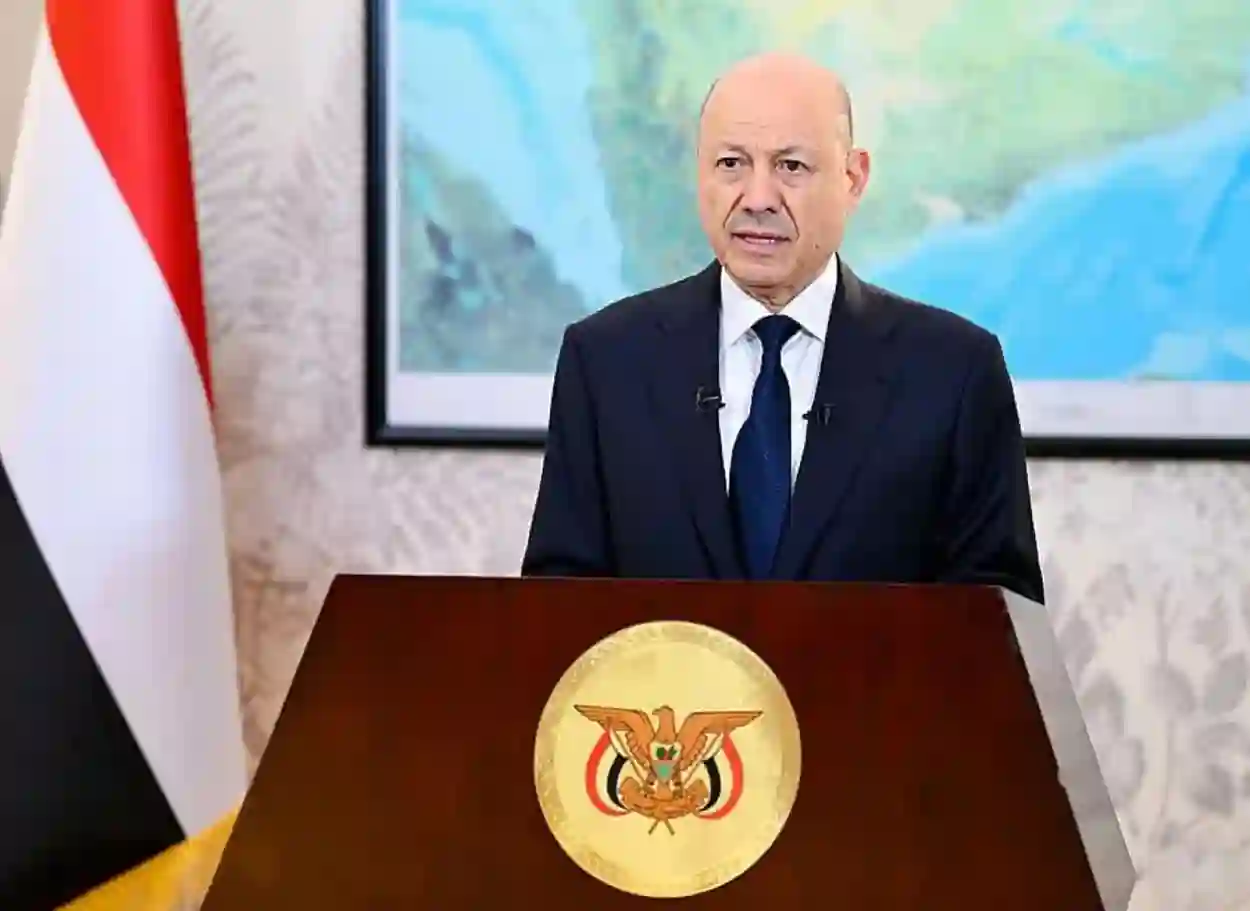 العليمي يعلن استئناف تصدير النفط ويدعو اليمنيين للالتفاف حول القوات المسلحة