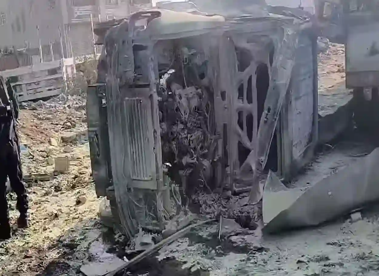 فيديو| نجاة قائد اللواء الثاني "عمالقة" من محاولة اغتيال بسيارة مفخخة شمالي عدن