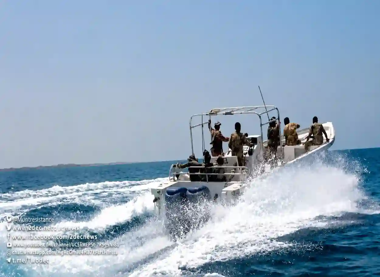 بحرية المقاومة الوطنية تُحبط هجوماً حوثياً بحرياً وتضبط شحنة تهريب إيرانية