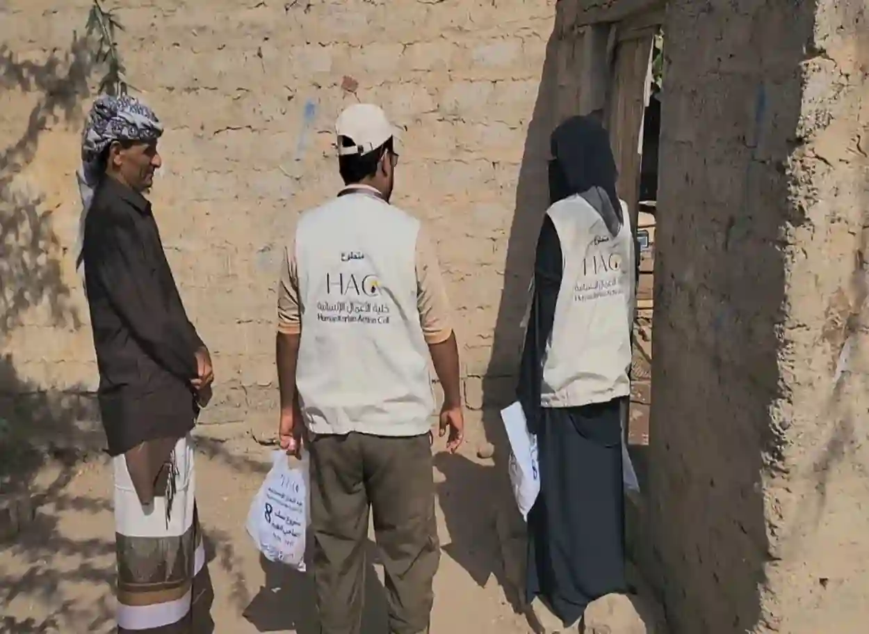 إنسانية المقاومة الوطنية توزع أضاحي العيد في المناطق المحررة بالحديدة