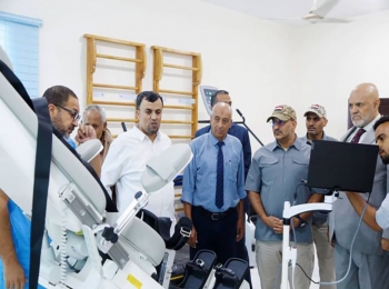 طارق صالح يتفقد مركز